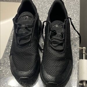 Nike Air 270 Black Sneakers little Kids sz 2.5